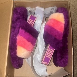 BRAND NEW UGG Fluff Yea Slide